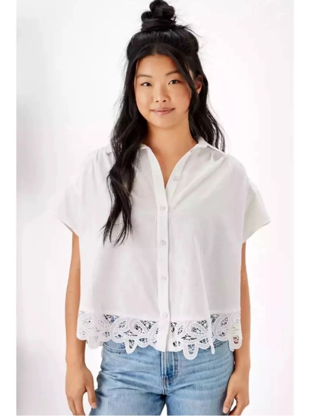 American Eagle Outfitters White Lace Camp Resort Button Down Shirt- Size Small